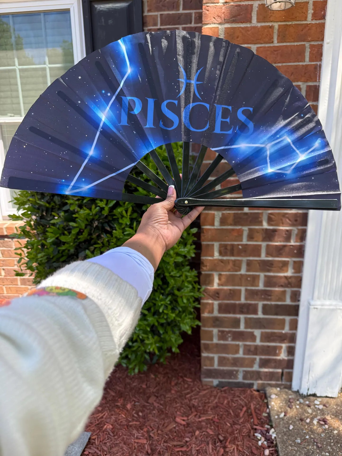 Pisces Zodiac Folding Fan – Clacking Hand Fan w/ Starry Cosmic Art, Celestial Fan, Astrology Gift for Virgo Birthday, Festival Handheld Fan